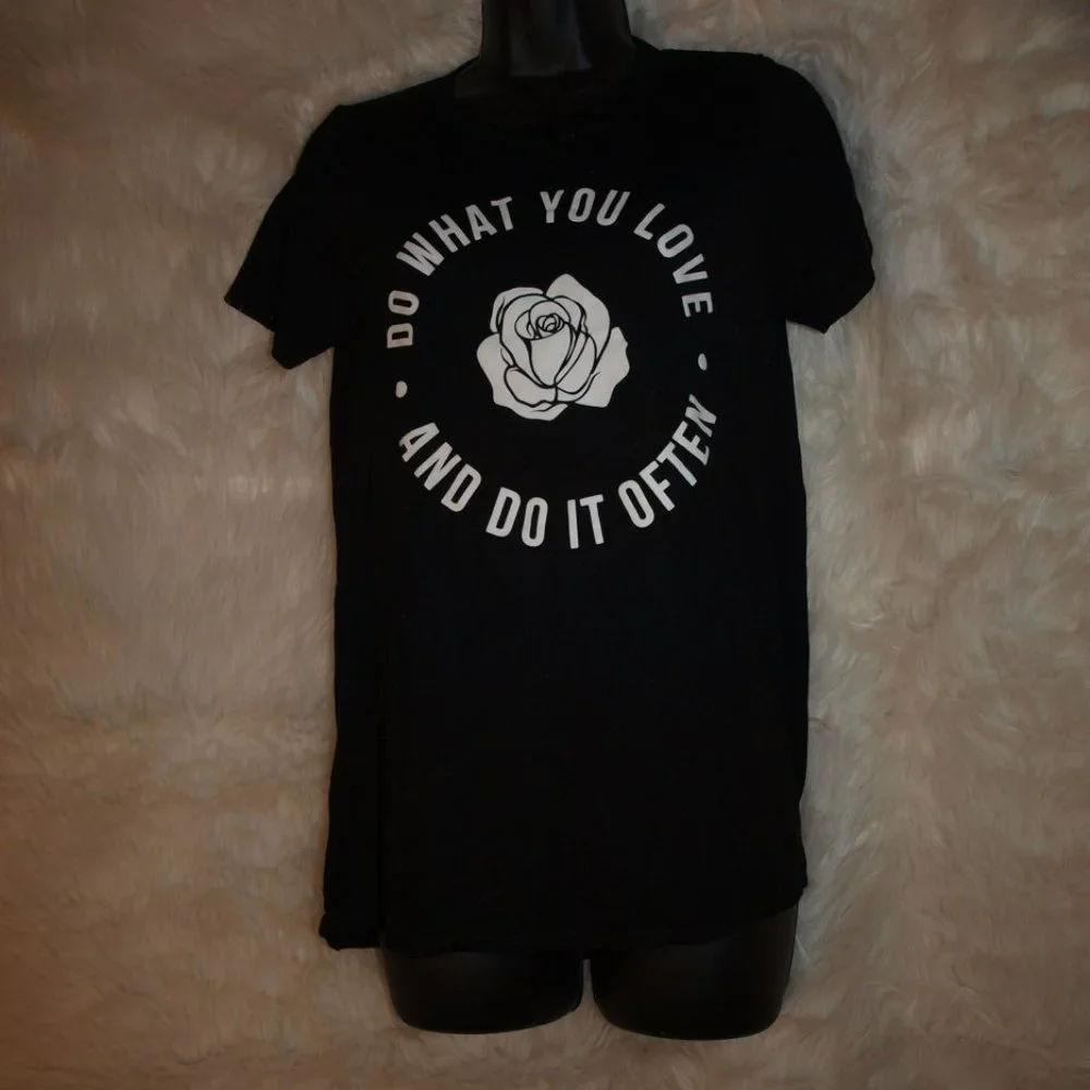 Do What You Love T-Shirt BY JERRY LEIGH  Size 8/10 M LIKE NEW - Picture 2 of 4